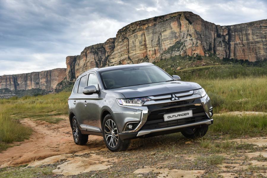  Mitsubishi Outlander 2017 года  (ZA) (фото 1 из 10)